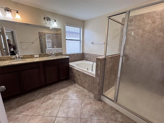 2703 GARDEN FALLS DRIVE, Brandon, FL 33511