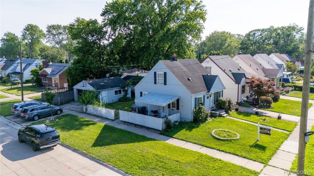 21501 Carlysle Street, Dearborn, MI 48124