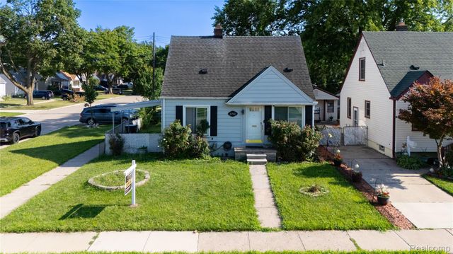 21501 Carlysle Street, Dearborn, MI 48124