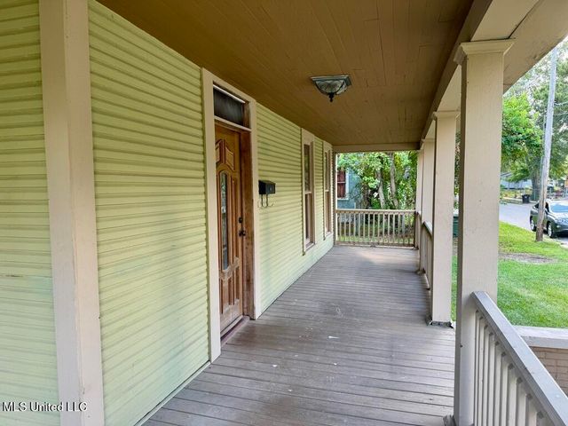 104 Columbia Street, Hattiesburg, MS 39401