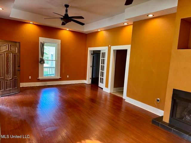 104 Columbia Street, Hattiesburg, MS 39401