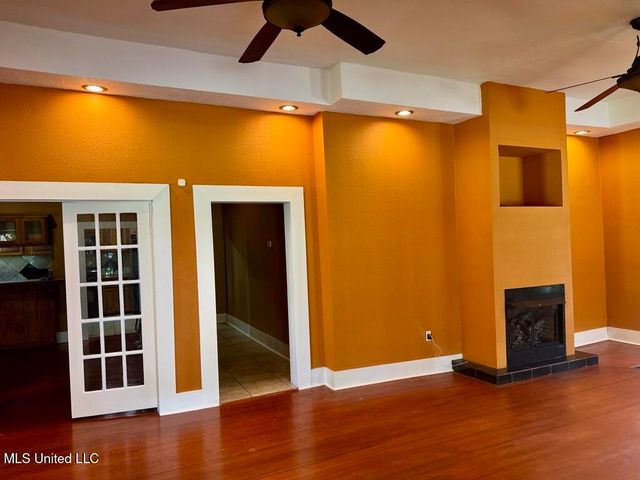 104 Columbia Street, Hattiesburg, MS 39401