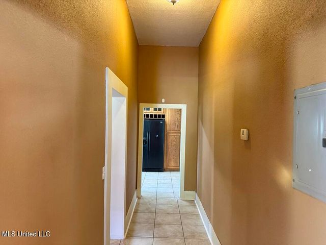 104 Columbia Street, Hattiesburg, MS 39401