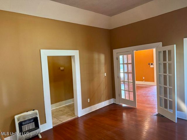 104 Columbia Street, Hattiesburg, MS 39401