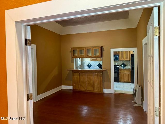 104 Columbia Street, Hattiesburg, MS 39401