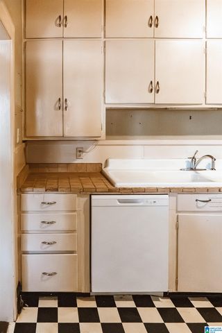 304 CEDAR STREET, Talladega, AL 35160