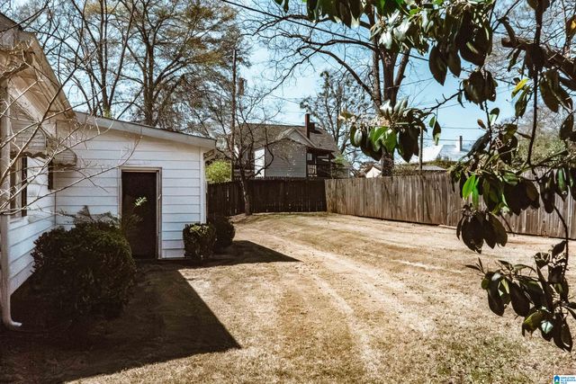 304 CEDAR STREET, Talladega, AL 35160