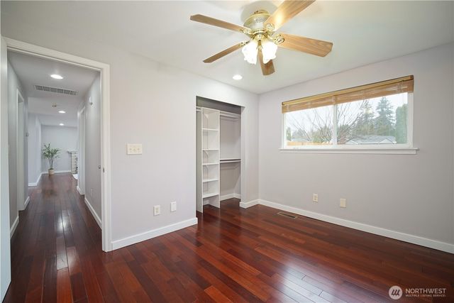 12320 Edgewood Ave SW, Lakewood, WA 98498