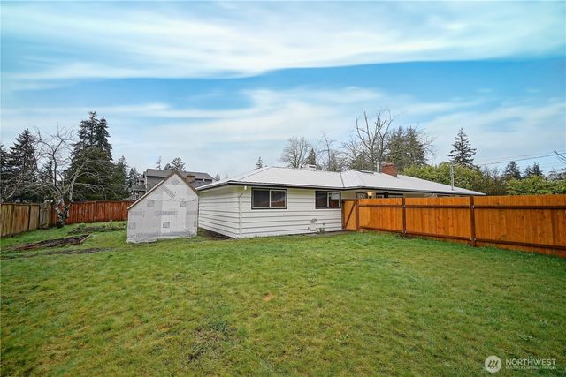 12320 Edgewood Ave SW, Lakewood, WA 98498