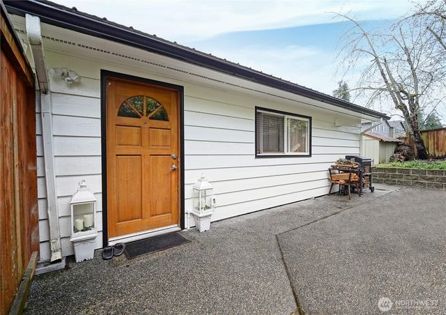 12320 Edgewood Ave SW, Lakewood, WA 98498