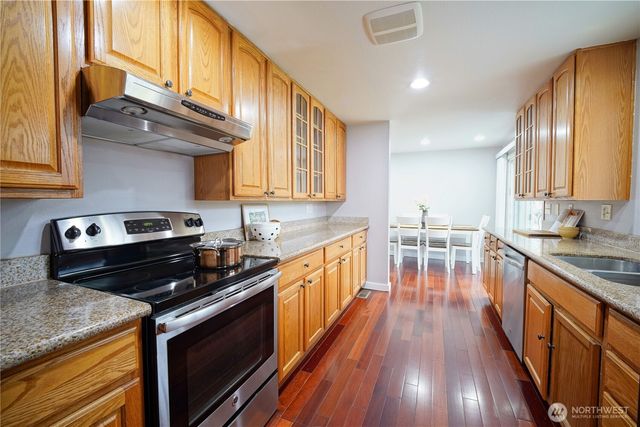 12320 Edgewood Ave SW, Lakewood, WA 98498