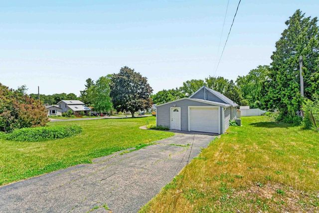 736 CHRISTIANSON Avenue, Madison, WI 53714