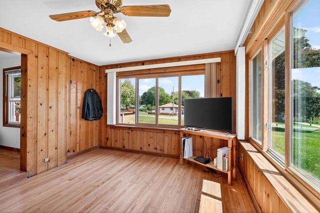 736 CHRISTIANSON Avenue, Madison, WI 53714