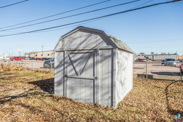 2800 S Duluth Ave Avenue, Sioux Falls, SD 57105