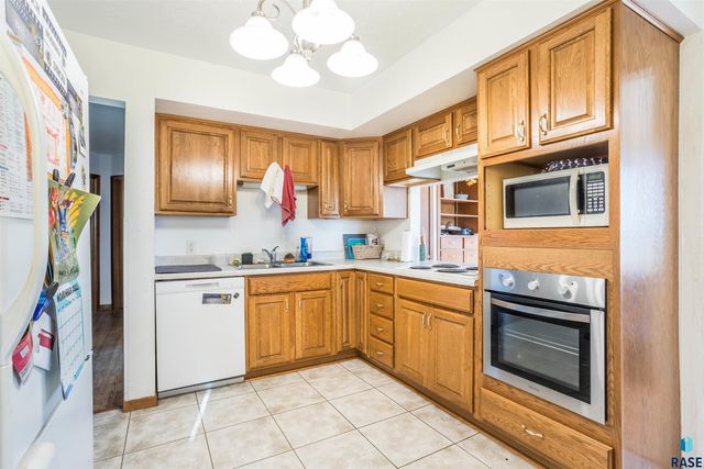 2800 S Duluth Ave Avenue, Sioux Falls, SD 57105