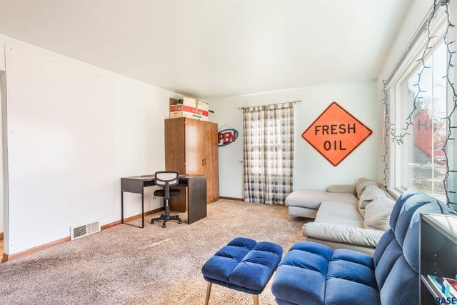 2800 S Duluth Ave Avenue, Sioux Falls, SD 57105