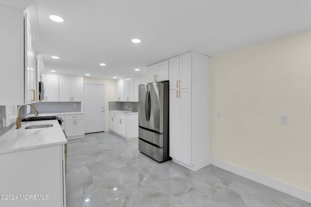 11 Afton Road, Jackson, NJ 08527