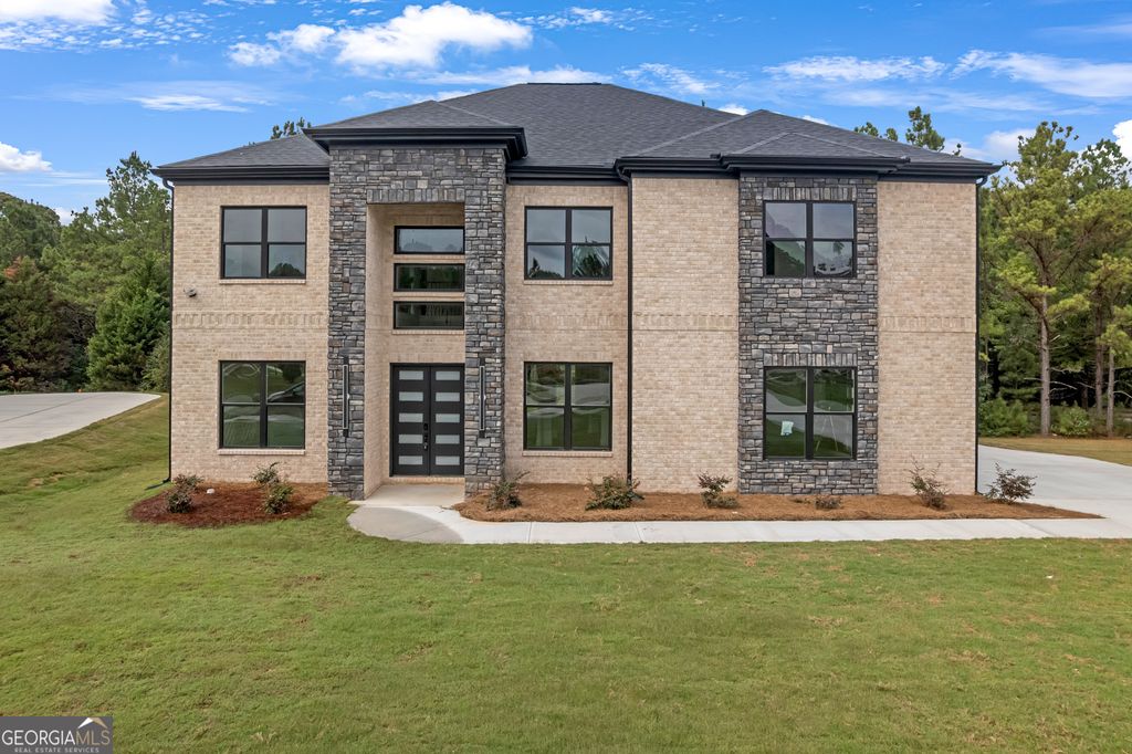 839 Artistry Way, Fairburn, GA 30213