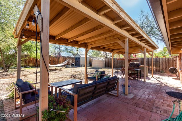 2214 N Richey Boulevard, Tucson, AZ 85716