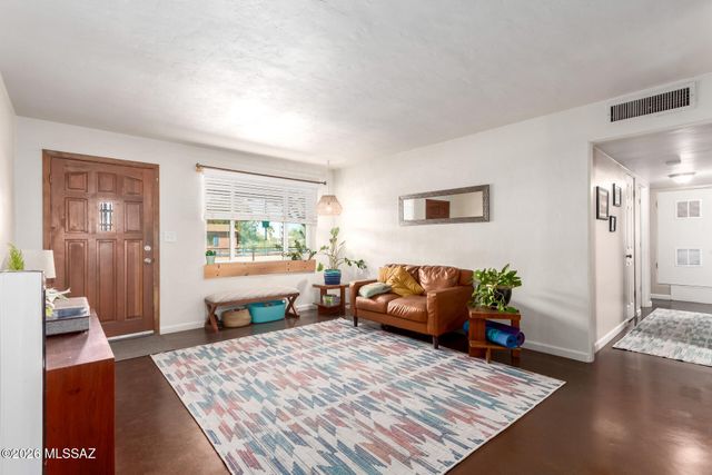 2214 N Richey Boulevard, Tucson, AZ 85716