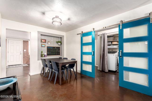 2214 N Richey Boulevard, Tucson, AZ 85716