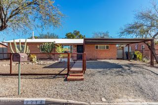 2214 N Richey Boulevard, Tucson, AZ 85716