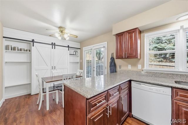 1117 Rue La Ville Walk 1117, St Louis, MO 63141