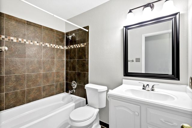 3803 Farmington Drive, Richardson, TX 75082