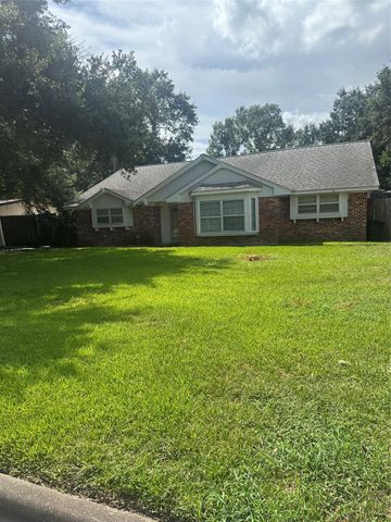 308 Crystal Street, League City, TX 77573