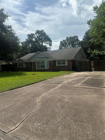 308 Crystal Street, League City, TX 77573