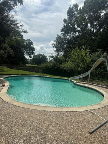 308 Crystal Street, League City, TX 77573