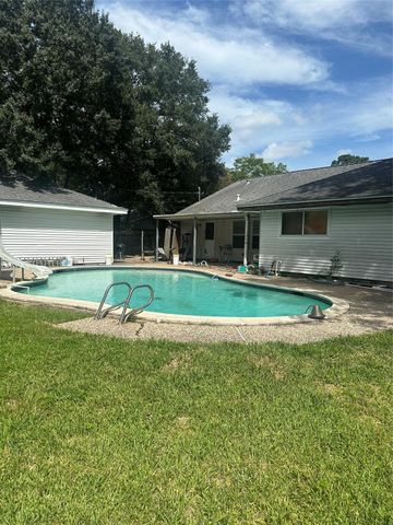 308 Crystal Street, League City, TX 77573