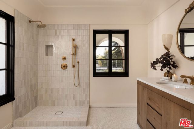 1641 N Ogden Drive, Los Angeles, CA 90046