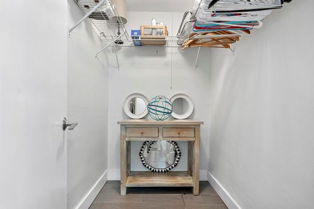 551 SW 13th Avenue 1, Fort Lauderdale, FL 33312