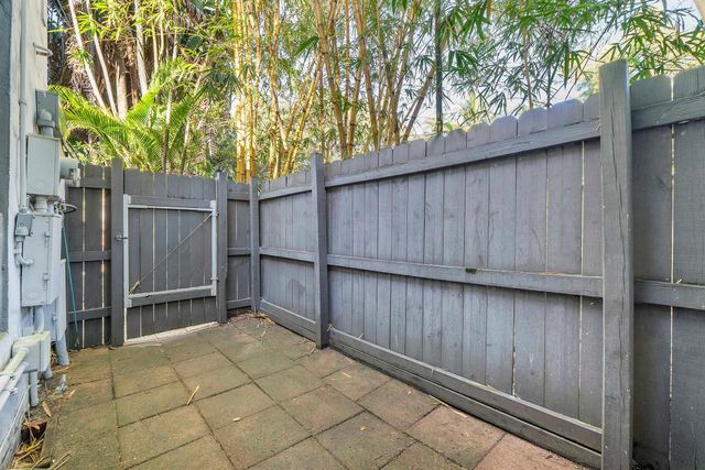 551 SW 13th Avenue 1, Fort Lauderdale, FL 33312