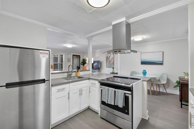 551 SW 13th Avenue 1, Fort Lauderdale, FL 33312