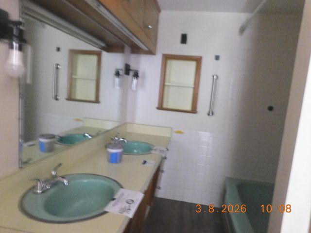 108 Hill Street, Dowagiac, MI 49047