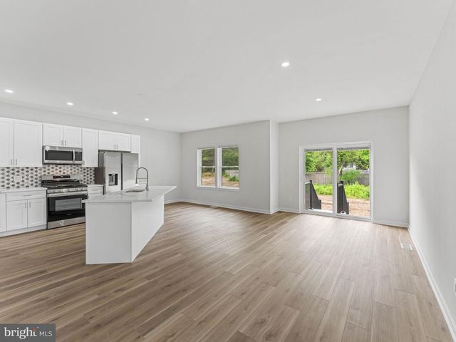 419 ALMONESSON RD, Blackwood, NJ 08012
