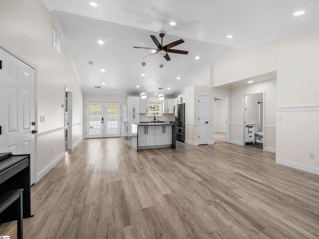 208 Ashley Danielle Drive, Duncan, SC 29334