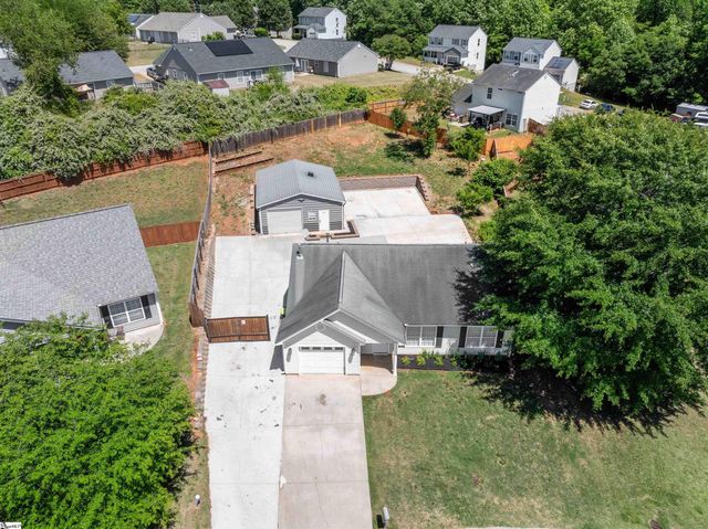 208 Ashley Danielle Drive, Duncan, SC 29334