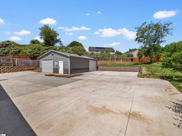 208 Ashley Danielle Drive, Duncan, SC 29334