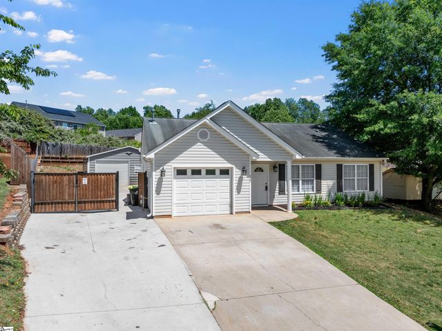 208 Ashley Danielle Drive, Duncan, SC 29334