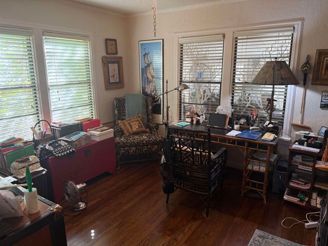 4313 El Campo Avenue, Fort Worth, TX 76107