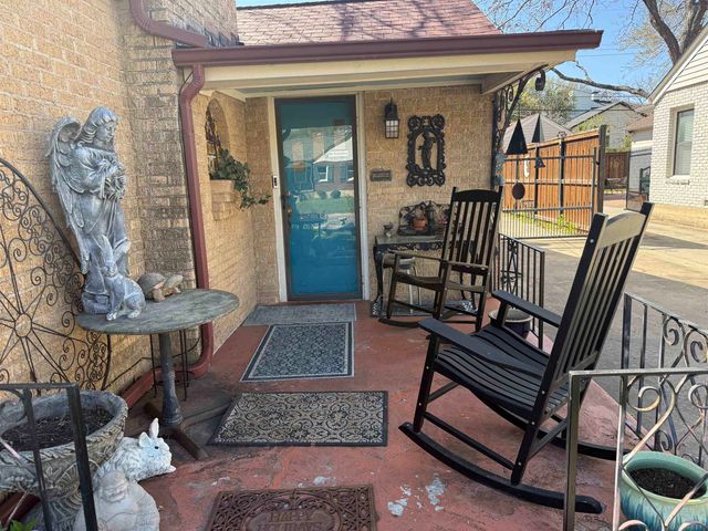 4313 El Campo Avenue, Fort Worth, TX 76107