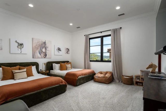 18000 Sunset Point Rd, Poway, CA 92064