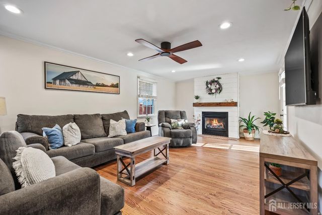 38 Ocean Boulevard, Old Bridge, NJ 07735