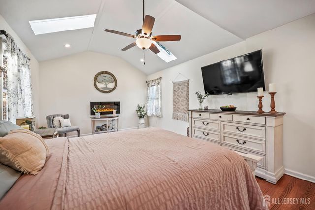 38 Ocean Boulevard, Old Bridge, NJ 07735