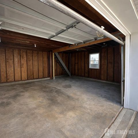 38 Ocean Boulevard, Old Bridge, NJ 07735