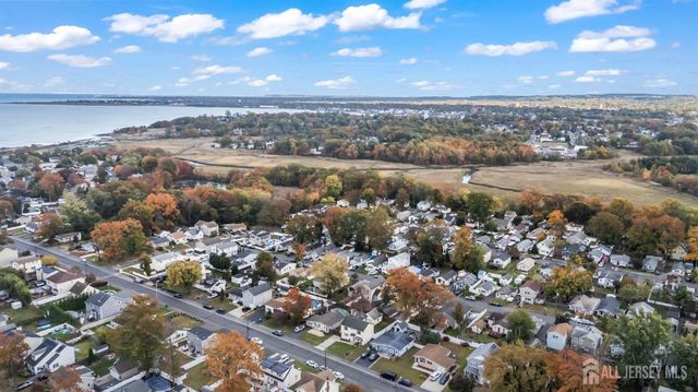 38 Ocean Boulevard, Old Bridge, NJ 07735