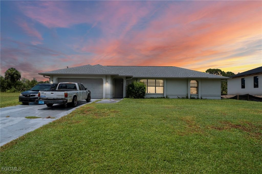 1701 NE 28th ST, Cape Coral, FL 33909